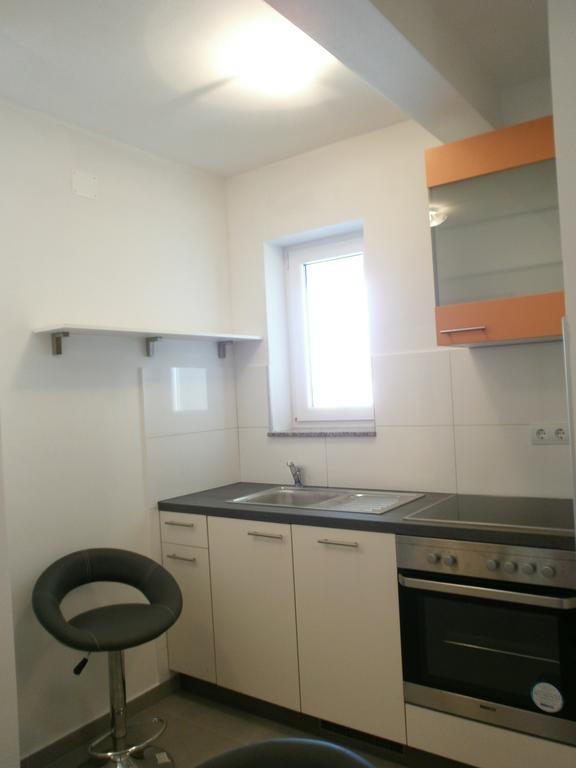 Apartments Bora Ližnjan Стая снимка